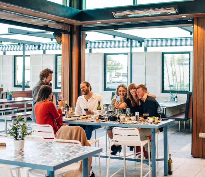 Friday night music port lincoln hotel