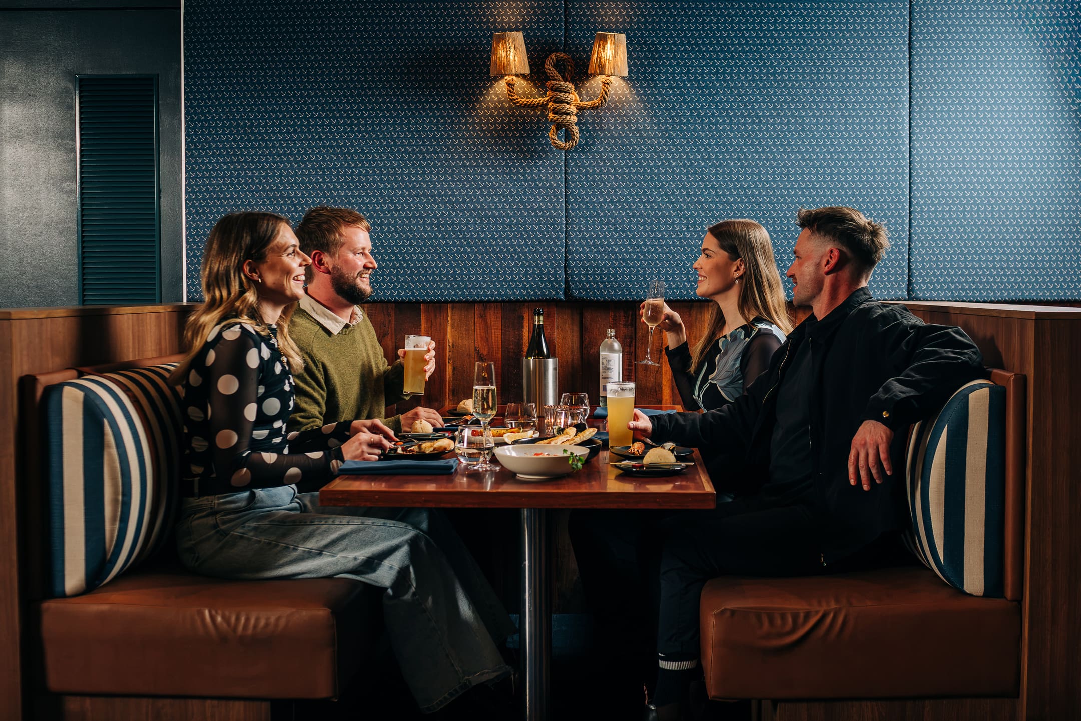 Eat & drink port lincoln hotel
